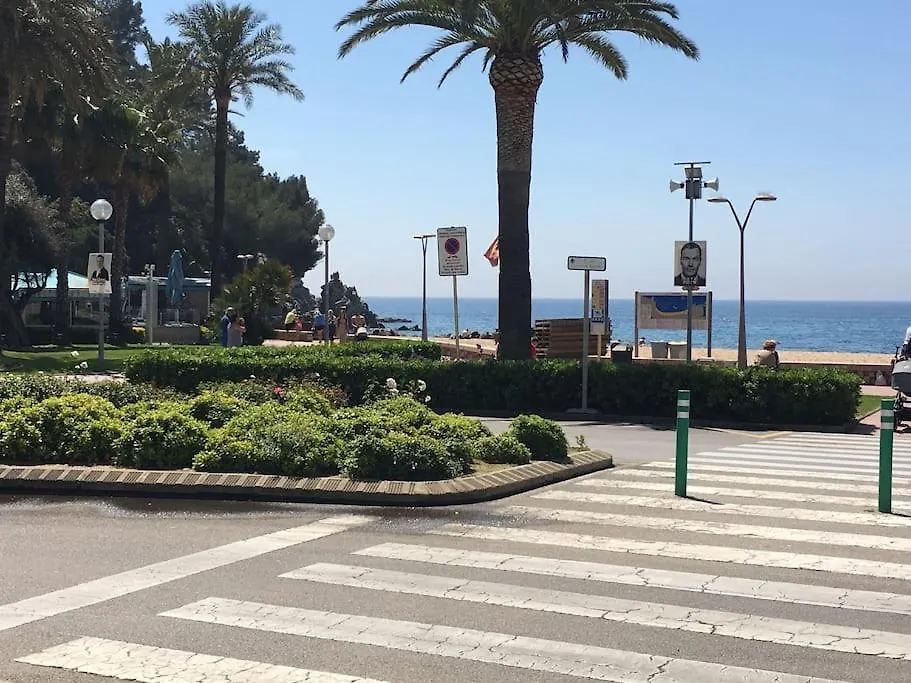 Lujoso Piso Enfrente De Playa De Fenals, 2 Terrazas Apartment Lloret de Mar