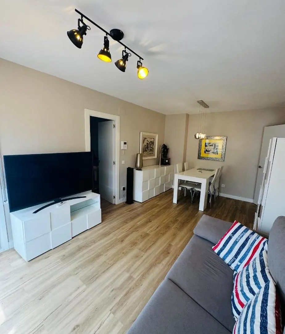 Lujoso Piso Enfrente De Playa De Fenals, 2 Terrazas Apartman Lloret de Mar